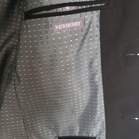 Newberry boys blazer - Picture 3 of 5